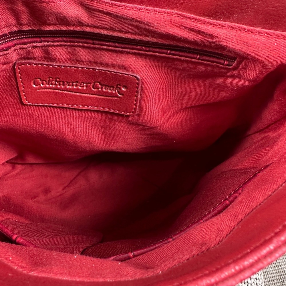 Coldwater Creek Crossbody Purse Shoulder Bag Red Suede and Croc Embossed Leather - Picture 8 of 10